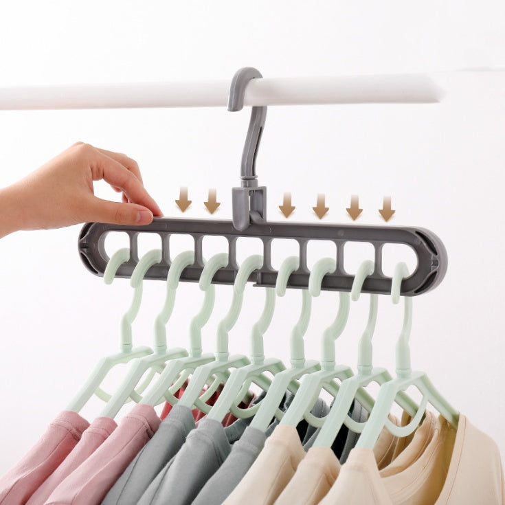 Cabide de Roupa em Plástico com Gancho para Armazenamento