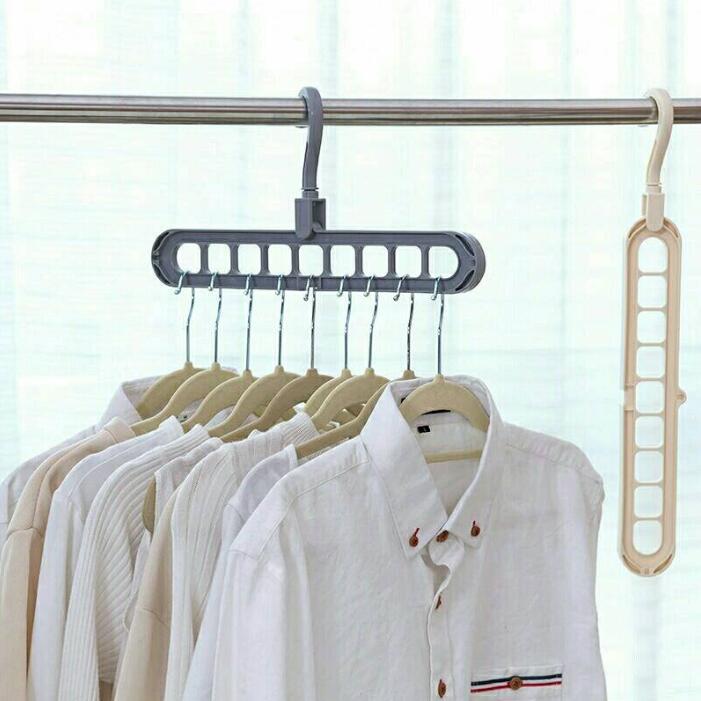 Cabide de Roupa em Plástico com Gancho para Armazenamento